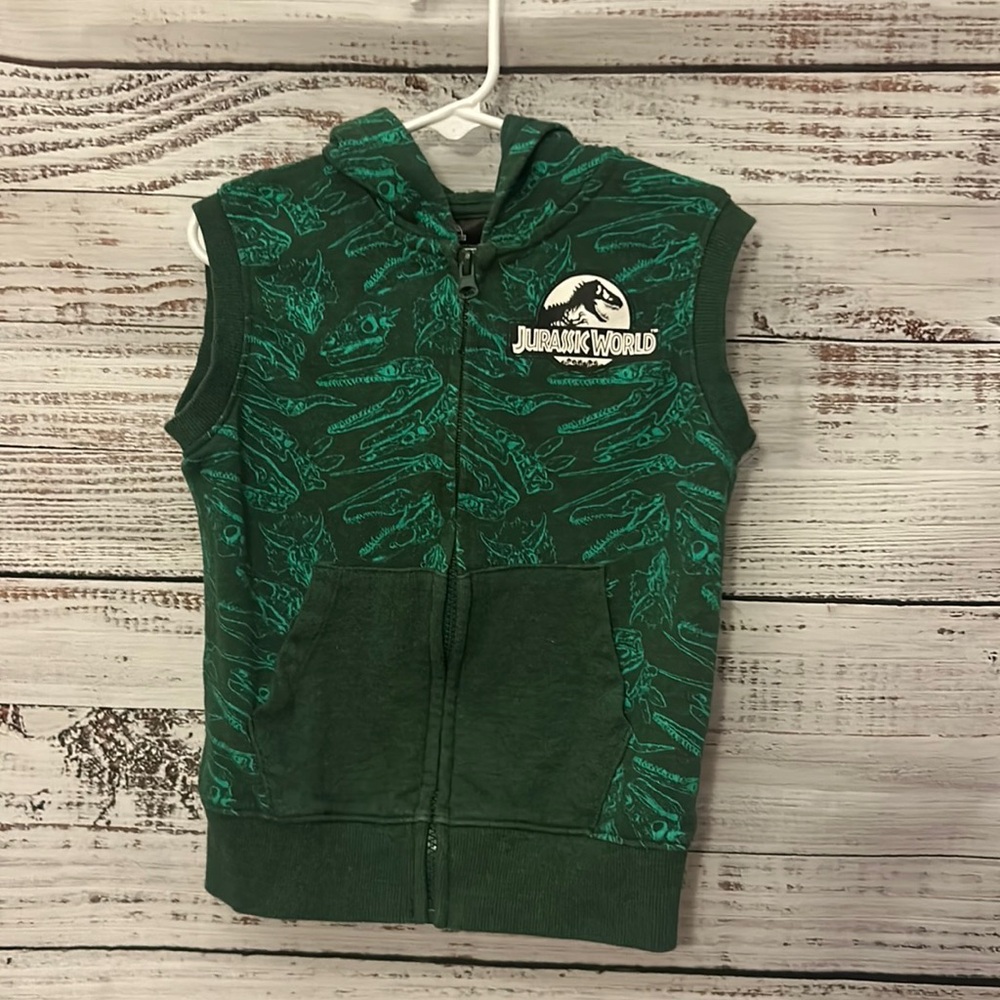 Green Jurassic Park hooded vest size 5t